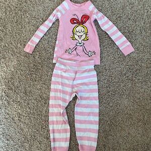 Hanna Andersson Grinch (Cindy Lou) pajamas with Bow and matching moccasins